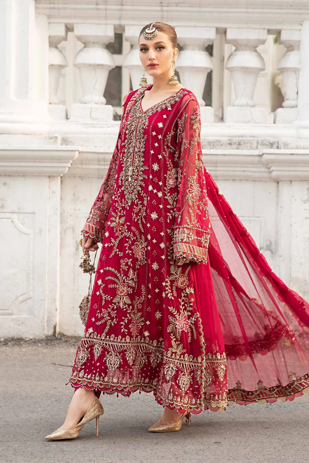 Embroidered TASSAL Suit | RED pakistani fashion outfit in red tones.
